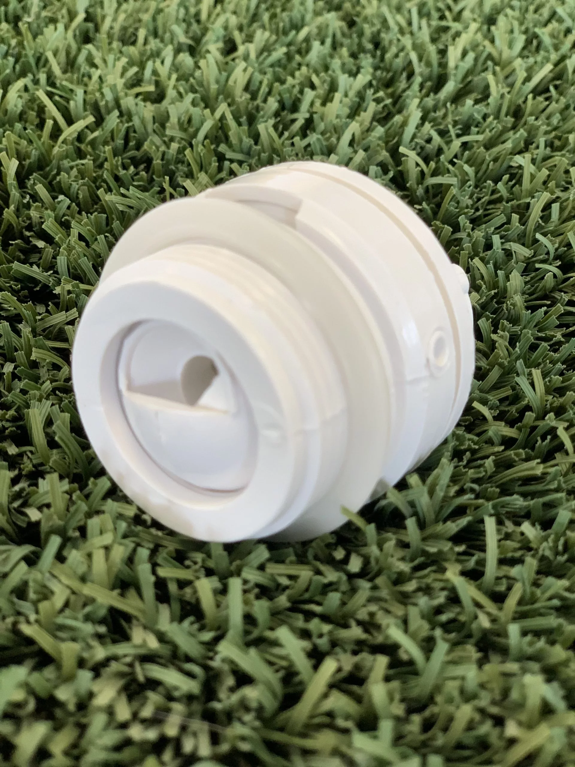 SP38EB-Hayward Adjustable Nozzle Short-1 1/4″-White